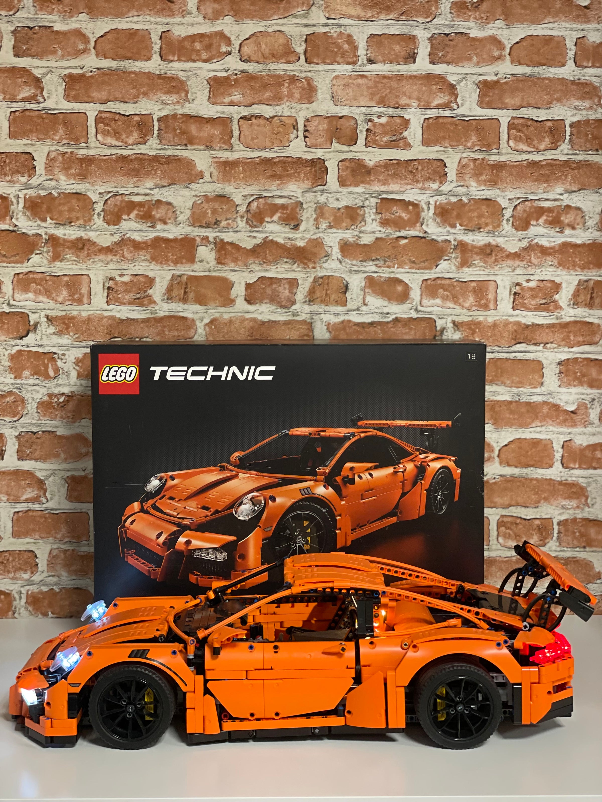 LEGO® 42056 Technic Porsche 911 GT3 RS DOGS & BLOCKS